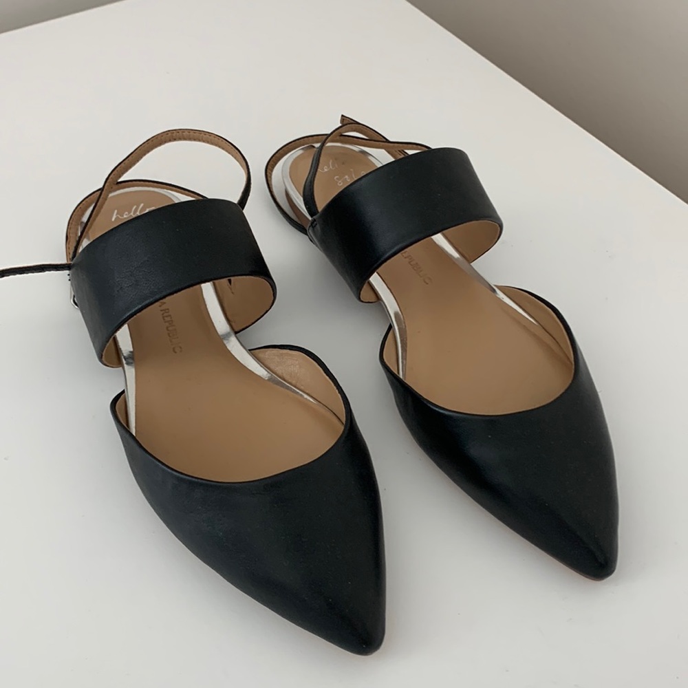 Banana Republic black leather slingback flats